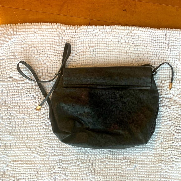 Navy Blue H&M Medium Flap - Picture 2 of 3